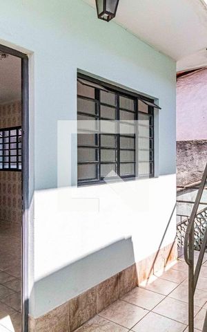 Casa para alugar com 60m², 2 quartos e sem vaga Casa para alugar com 60m², 2 quartos e sem vagaFachada interna