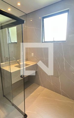 Casa de condomínio à venda com 502m², 4 quartos e 4 vagas