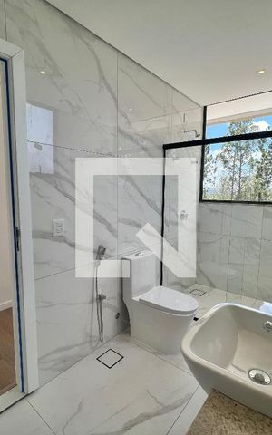 Casa de condomínio à venda com 502m², 4 quartos e 4 vagas
