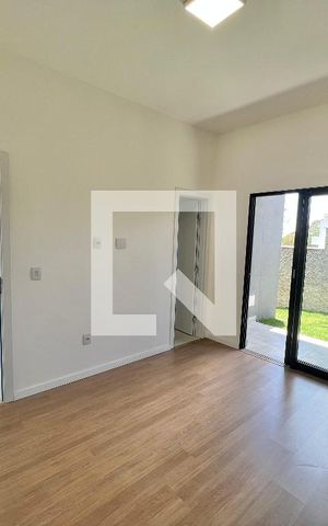 Casa de condomínio à venda com 502m², 4 quartos e 4 vagas