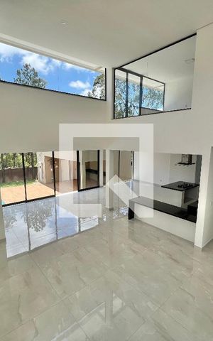 Casa de condomínio à venda com 502m², 4 quartos e 4 vagas