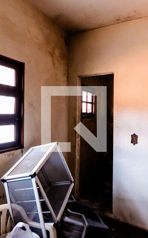Casa à venda com 192m², 4 quartos e 3 vagas Casa à venda com 192m², 4 quartos e 3 vagasQuarto de Serviço
