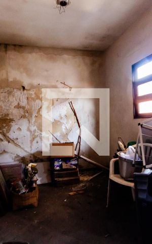 Casa à venda com 192m², 4 quartos e 3 vagas Casa à venda com 192m², 4 quartos e 3 vagasQuarto de Serviço