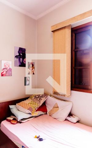 Casa à venda com 192m², 4 quartos e 3 vagas Casa à venda com 192m², 4 quartos e 3 vagasQuarto 2