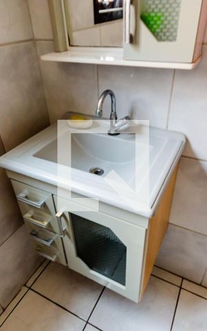 Casa à venda com 192m², 4 quartos e 3 vagas Casa à venda com 192m², 4 quartos e 3 vagasPia