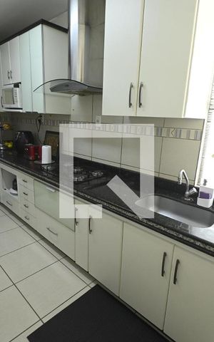 Apartamento para alugar com 97m², 3 quartos e 2 vagas Apartamento para alugar com 97m², 3 quartos e 2 vagasCozinha