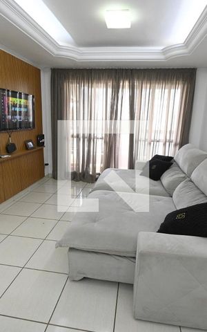 Apartamento para alugar com 97m², 3 quartos e 2 vagas Apartamento para alugar com 97m², 3 quartos e 2 vagasSala