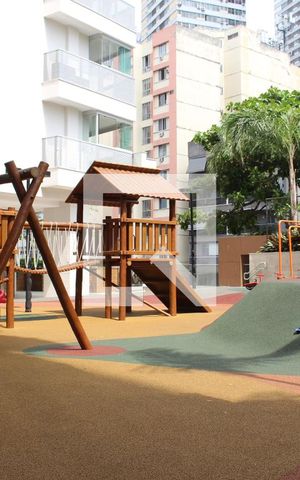 Apartamento à venda com 99m², 3 quartos e 2 vagasÁrea comum - Playground
