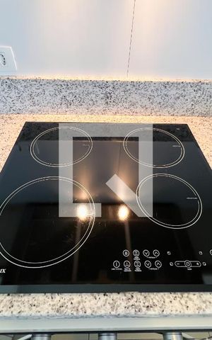 Apartamento para alugar com 75m², 1 quarto e 2 vagas Apartamento para alugar com 75m², 1 quarto e 2 vagasCozinha