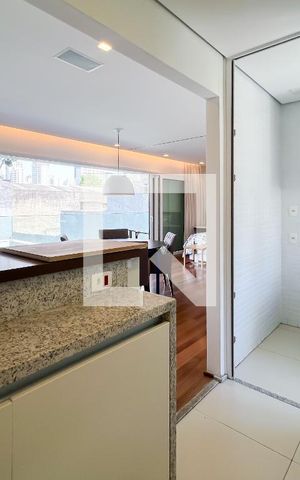 Apartamento para alugar com 75m², 1 quarto e 2 vagas Apartamento para alugar com 75m², 1 quarto e 2 vagasCozinha