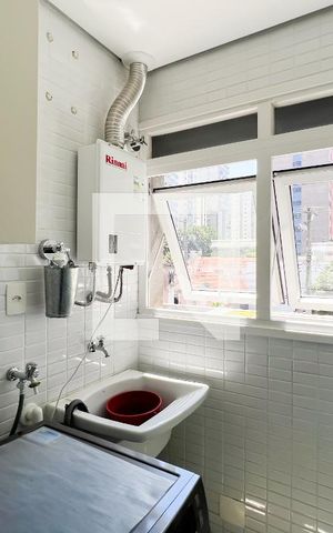 Apartamento para alugar com 75m², 1 quarto e 2 vagas Apartamento para alugar com 75m², 1 quarto e 2 vagasÁrea de Serviço