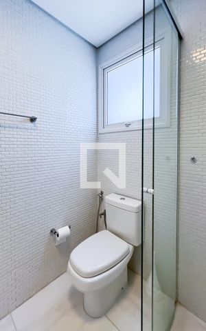 Apartamento para alugar com 75m², 1 quarto e 2 vagas Apartamento para alugar com 75m², 1 quarto e 2 vagasBanheiro da Suíte