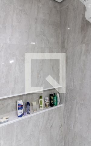 Casa à venda com 205m², 5 quartos e 2 vagas