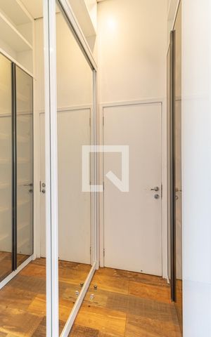 Apartamento para alugar com 100m², 2 quartos e 2 vagas Apartamento para alugar com 100m², 2 quartos e 2 vagasCloset da Suíte