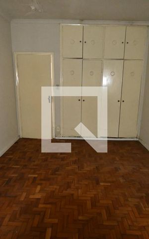 Casa à venda com 214m², 3 quartos e 5 vagasQuarto 2