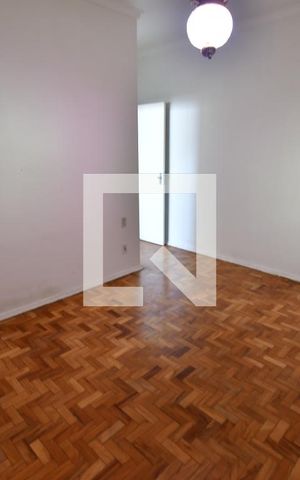 Casa à venda com 214m², 3 quartos e 5 vagasQuarto 1 Suíte
