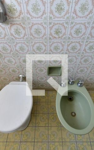 Casa à venda com 214m², 3 quartos e 5 vagasBanheiro Suíte
