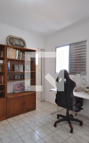 Casa à venda com 170m², 5 quartos e 2 vagasQuarto 3