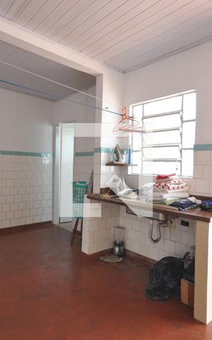 Casa à venda com 170m², 5 quartos e 2 vagasÁrea de Serviço