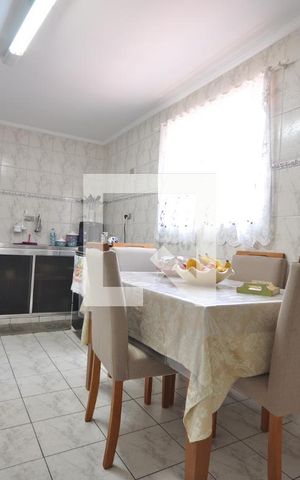 Casa à venda com 170m², 5 quartos e 2 vagasCozinha 1