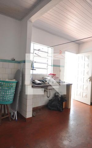 Casa à venda com 170m², 5 quartos e 2 vagasÁrea de Serviço