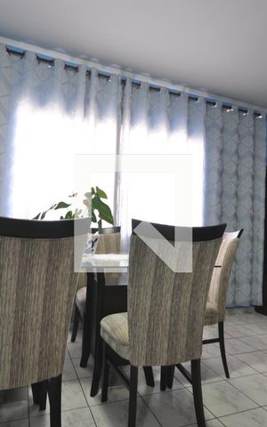 Casa à venda com 170m², 5 quartos e 2 vagasSala de Jantar