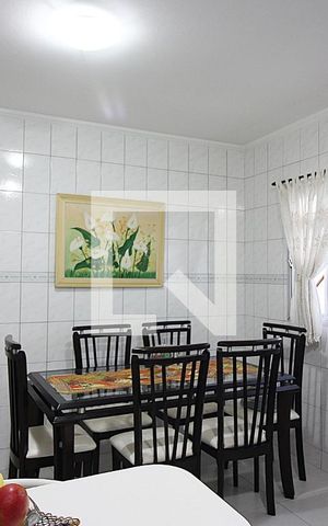 Casa à venda com 146m², 3 quartos e 2 vagasCozinha