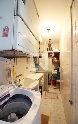 Casa à venda com 146m², 3 quartos e 2 vagasÁrea de Serviço