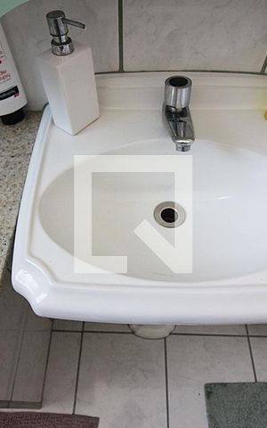 Casa à venda com 146m², 3 quartos e 2 vagasBanheiro Social