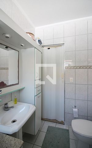 Casa à venda com 146m², 3 quartos e 2 vagasBanheiro Social