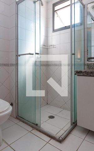 Apartamento à venda com 171m², 4 quartos e 3 vagas Apartamento à venda com 171m², 4 quartos e 3 vagasBanheiro Social