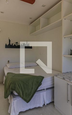Casa de condomínio à venda com 700m², 6 quartos e 2 vagas Casa de condomínio à venda com 700m², 6 quartos e 2 vagasSuíte 2 (Master)