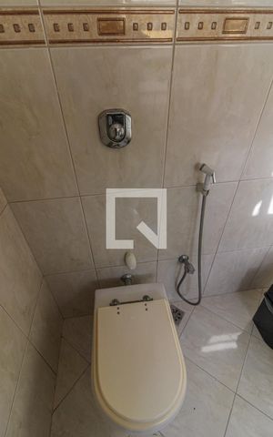 Casa de condomínio à venda com 700m², 6 quartos e 2 vagas Casa de condomínio à venda com 700m², 6 quartos e 2 vagasSuíte 5 - Banheiro