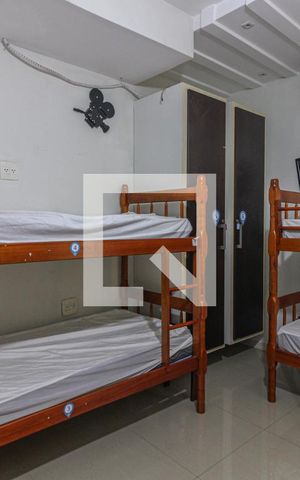 Casa de condomínio à venda com 700m², 6 quartos e 2 vagas Casa de condomínio à venda com 700m², 6 quartos e 2 vagasSuíte 6