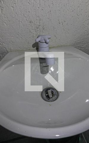 Casa de condomínio à venda com 700m², 6 quartos e 2 vagas Casa de condomínio à venda com 700m², 6 quartos e 2 vagasEdícula - Lavabo