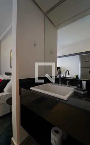 Studio à venda com 26m², 1 quarto e sem vaga Studio à venda com 26m², 1 quarto e sem vagaBanheiro