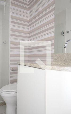 Apartamento à venda com 37m², 2 quartos e sem vagaBanheiro