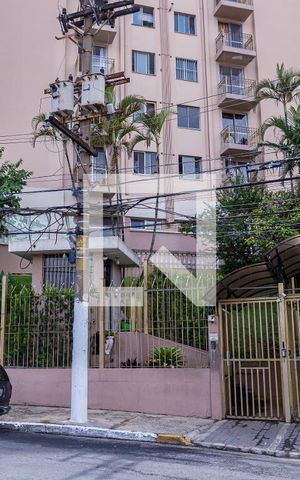 Apartamento para alugar com 50m², 2 quartos e 1 vaga Apartamento para alugar com 50m², 2 quartos e 1 vagaFachada