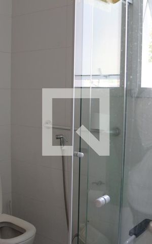 Casa para alugar com 325m², 2 quartos e 4 vagasBanheiro 1