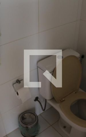 Casa para alugar com 325m², 2 quartos e 4 vagasBanheiro 2