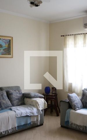 Casa para alugar com 325m², 2 quartos e 4 vagasSala 1
