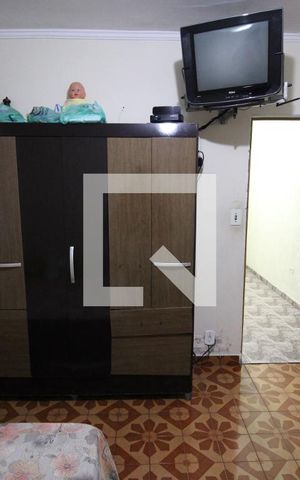 Casa à venda com 200m², 4 quartos e 2 vagasQuarto 1