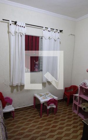 Casa à venda com 200m², 4 quartos e 2 vagasQuarto 2