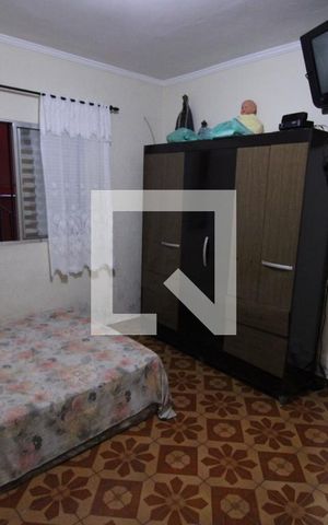 Casa à venda com 200m², 4 quartos e 2 vagasQuarto 1