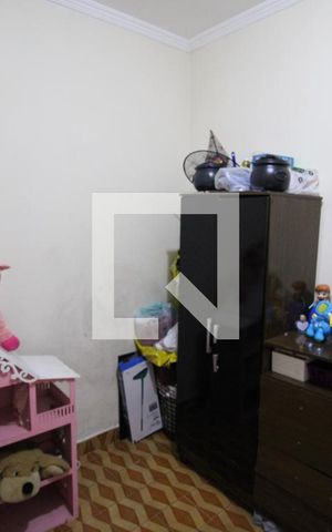 Casa à venda com 200m², 4 quartos e 2 vagasQuarto 2