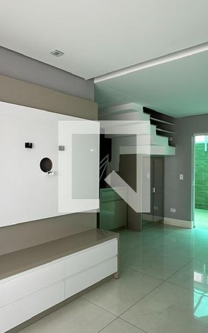 Casa para alugar com 180m², 3 quartos e 2 vagas Casa para alugar com 180m², 3 quartos e 2 vagasSala