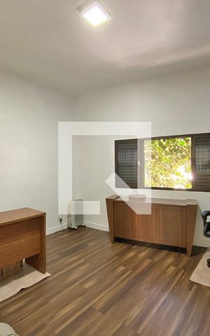 Casa para alugar com 400m², 3 quartos e 6 vagasQuarto