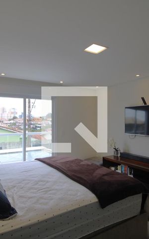 Casa para alugar com 250m², 3 quartos e 2 vagasSuíte