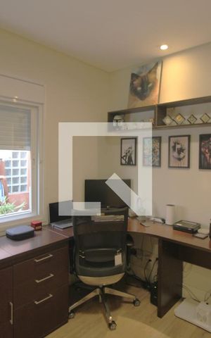 Casa para alugar com 250m², 3 quartos e 2 vagasQuarto 1