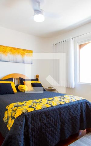 Apartamento à venda com 150m², 4 quartos e 2 vagas Apartamento à venda com 150m², 4 quartos e 2 vagasQuarto 1 - Suíte